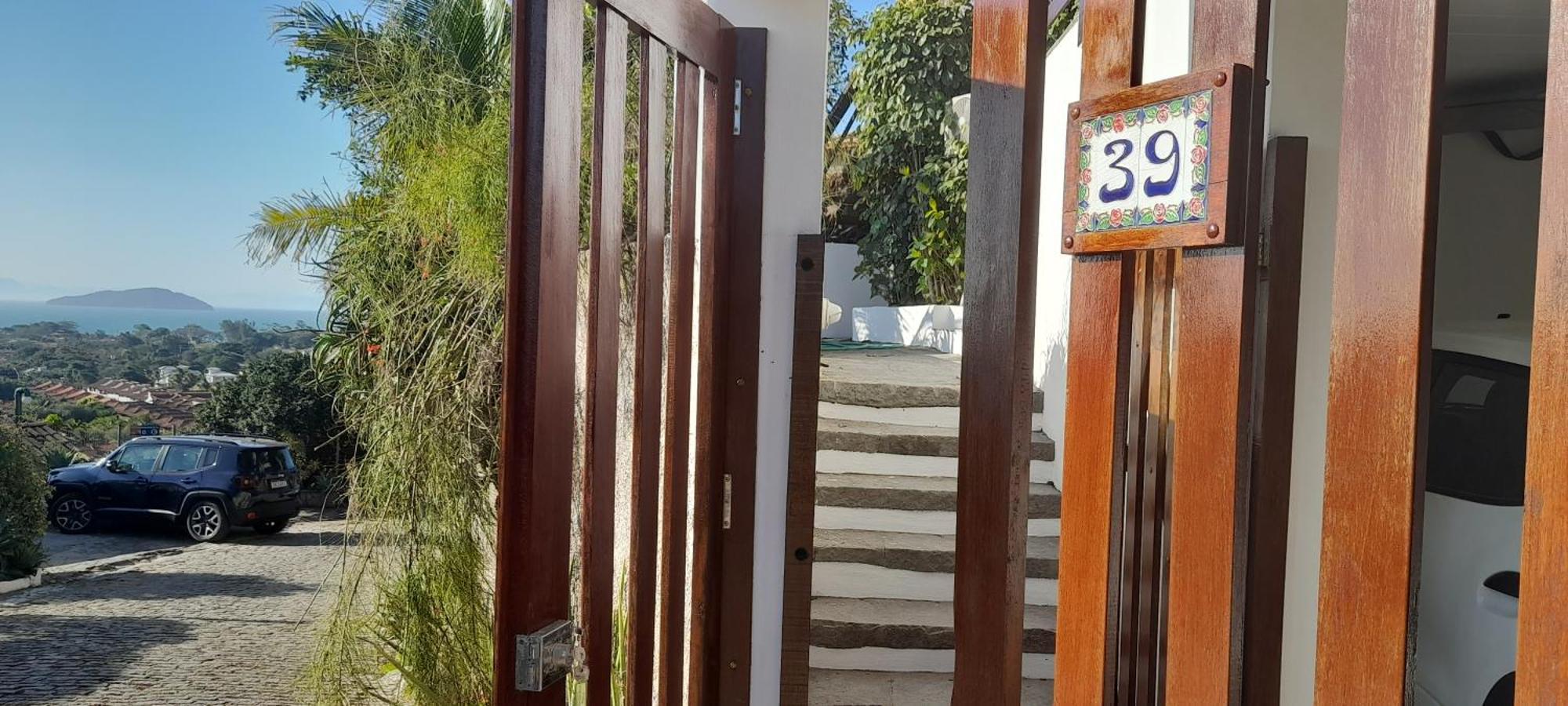 Casa de hóspedes 3suites, Piscina E Vista Do Mar Em Pe Na Areia - Patio Compartilhado