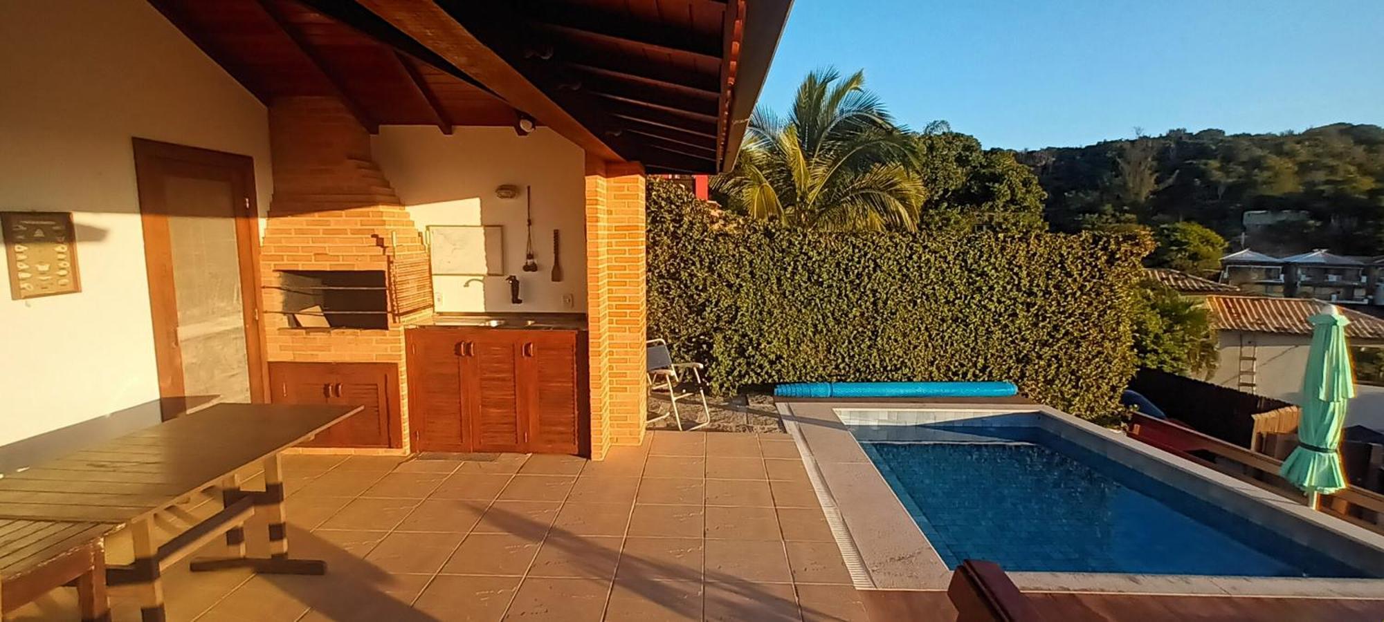 Casa de hóspedes 3suites, Piscina E Vista Do Mar Em Pe Na Areia - Patio Compartilhado *